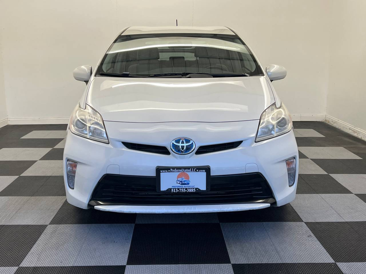Used 2012 Toyota Prius Three image 2