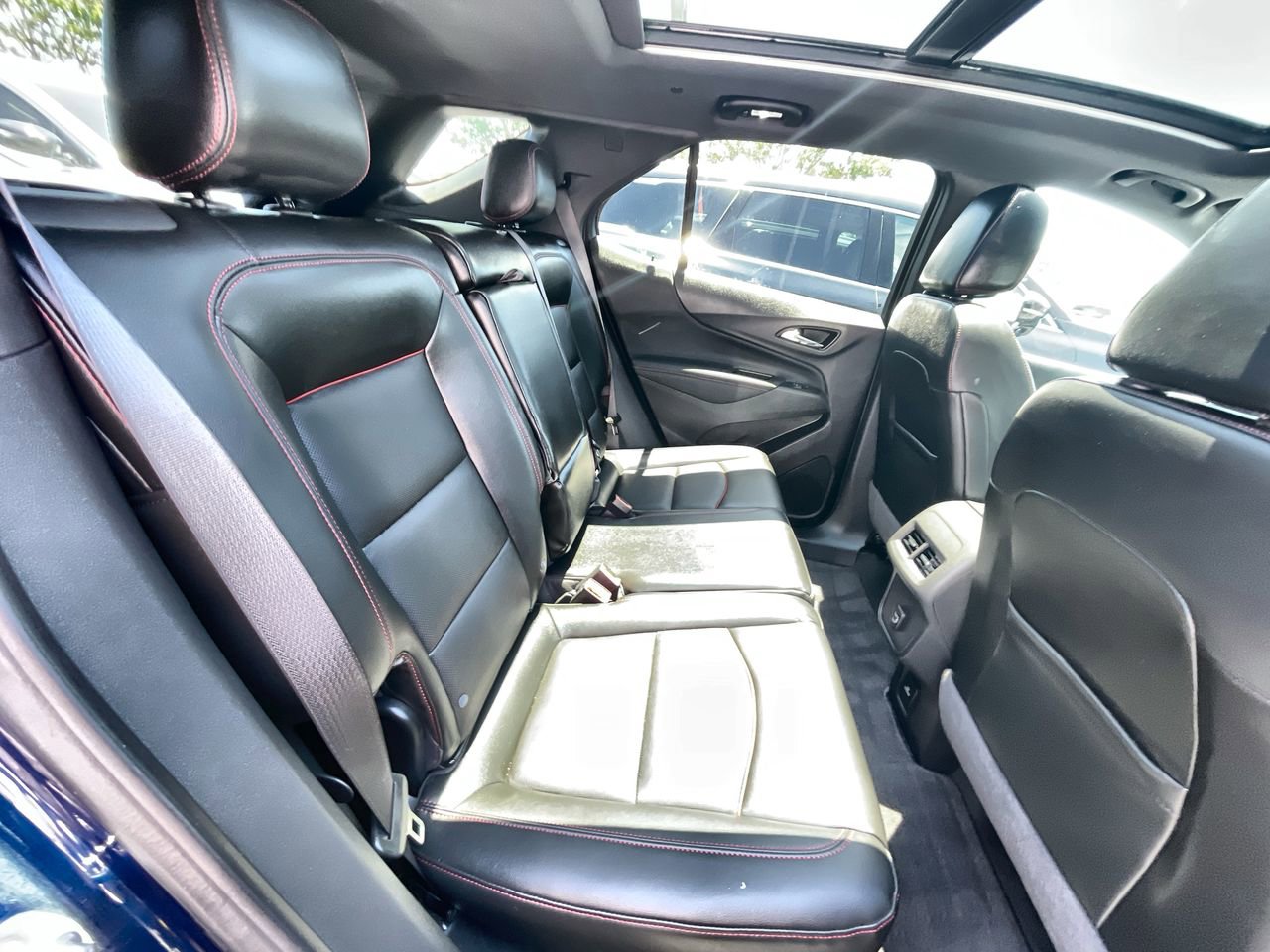 Used 2023 Chevrolet Equinox RS w/ RS Leather Package FWD image 28