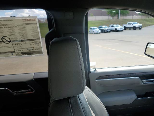 New 2026 GMC Sierra 1500 SLT w/ SLT Premium Plus Package image 16