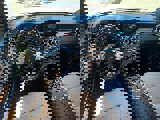 Used 2020 Mercedes-Benz C 300 4MATIC Sedan image 11