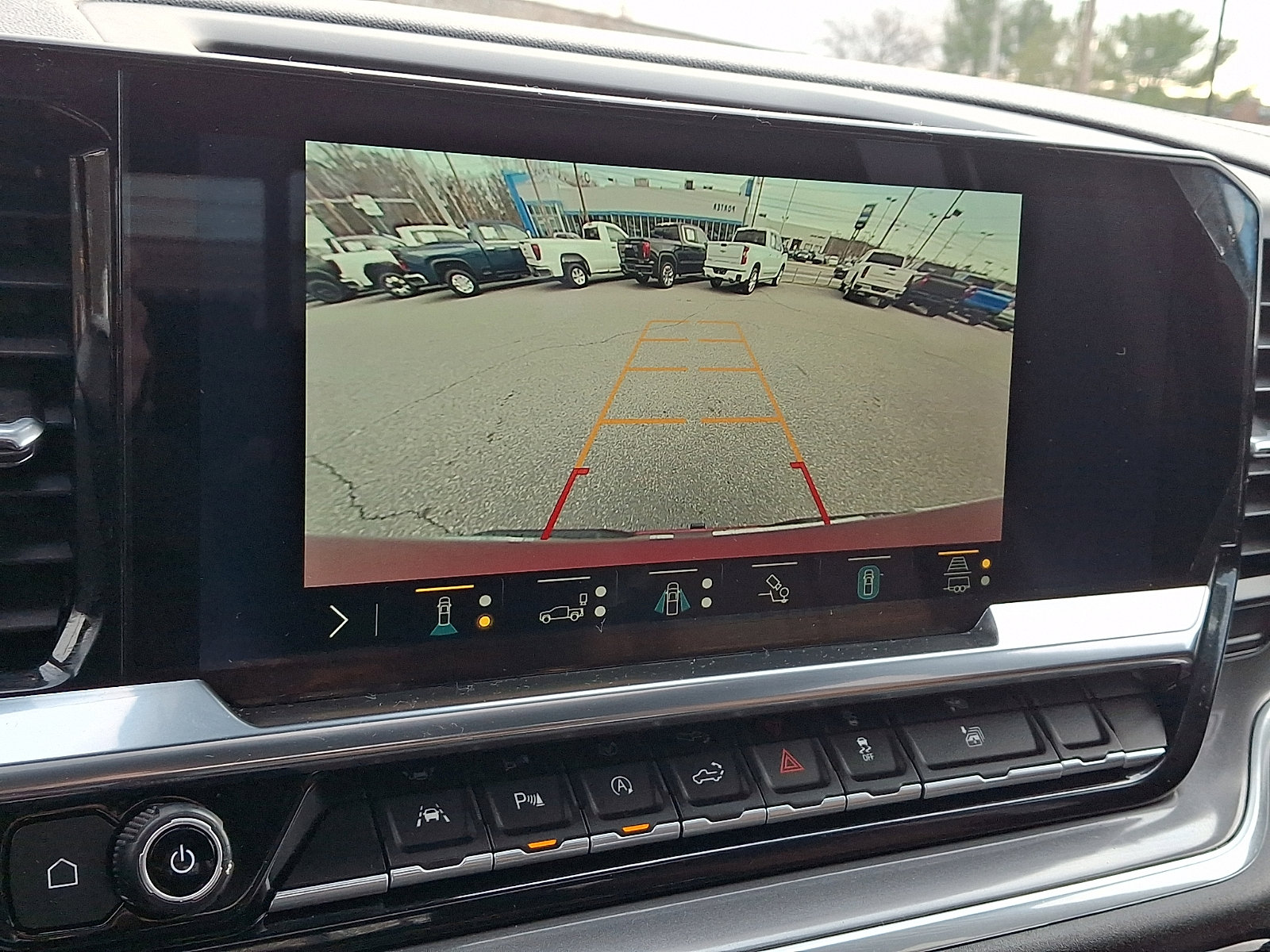 Used 2023 Chevrolet Silverado 1500 High Country w/ Technology Package image 19