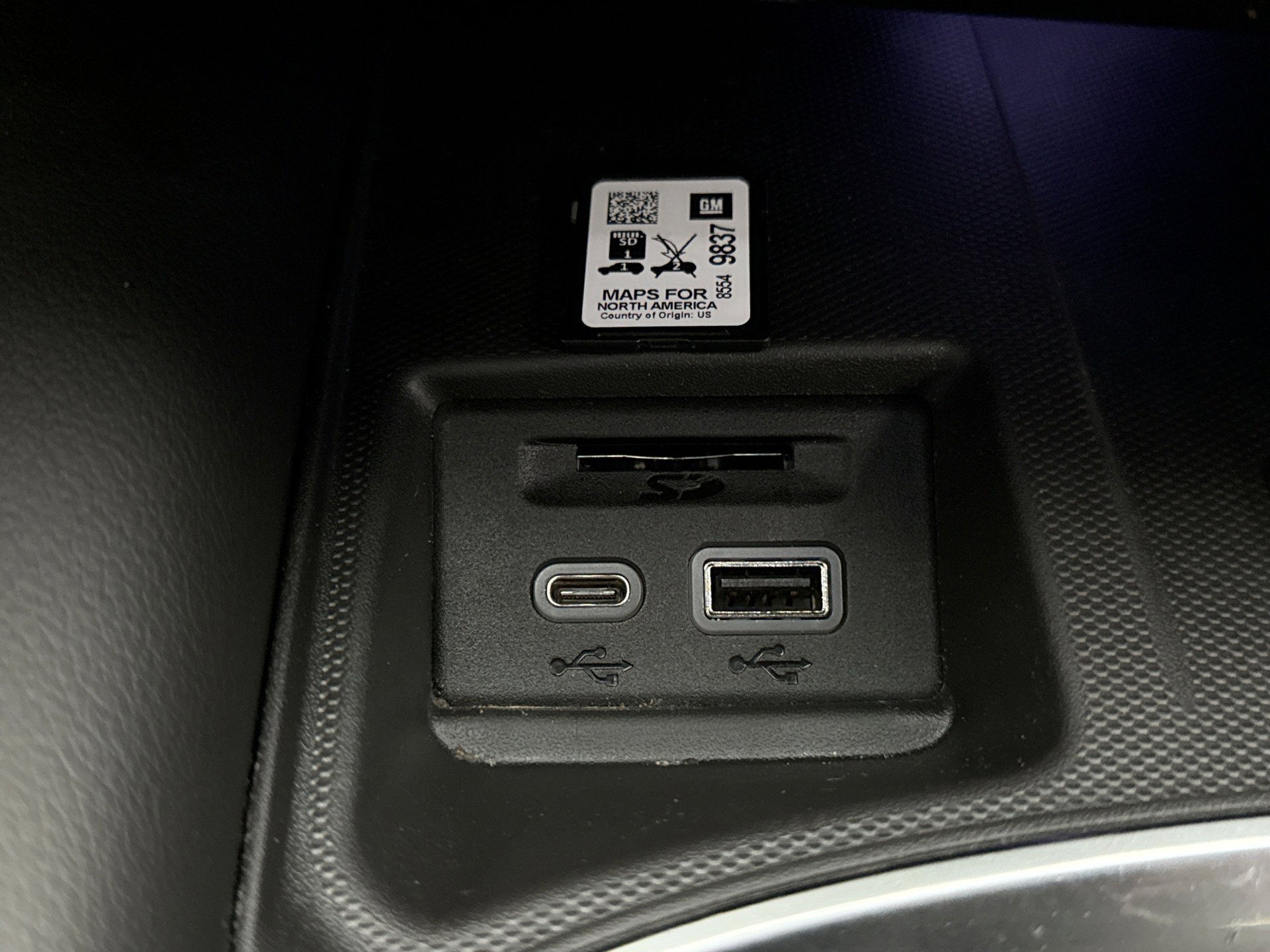 Used 2022 Buick Enclave Avenir w/ Avenir Technology Package image 24