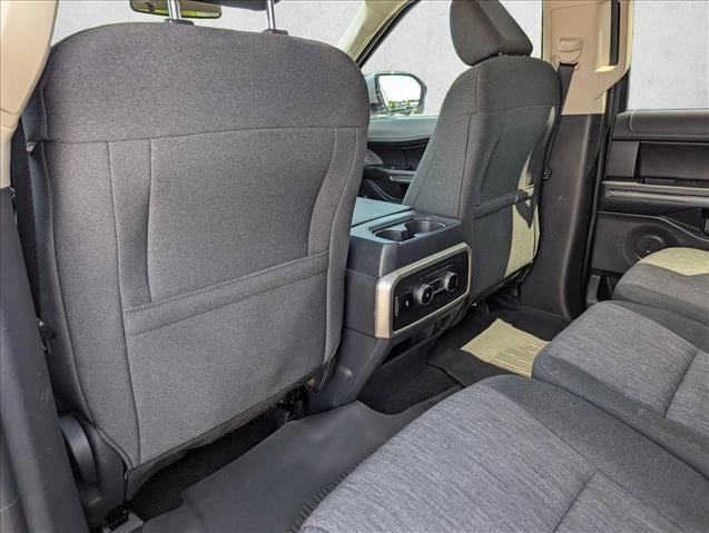 Used 2023 Ford Expedition XLT RWD image 24