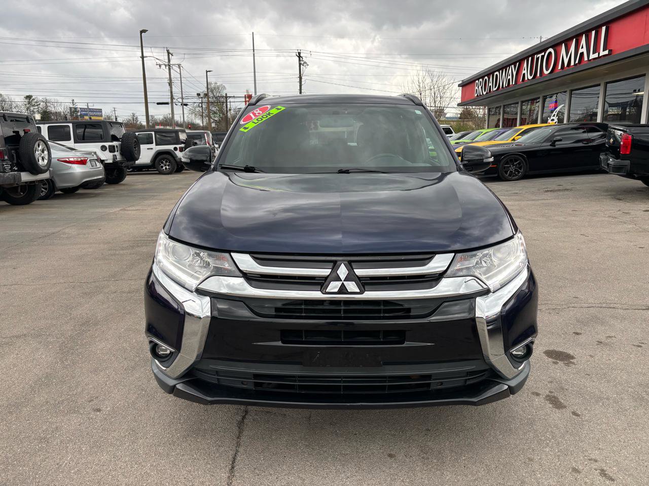 Used 2018 Mitsubishi Outlander LE AWD/4WD image 8