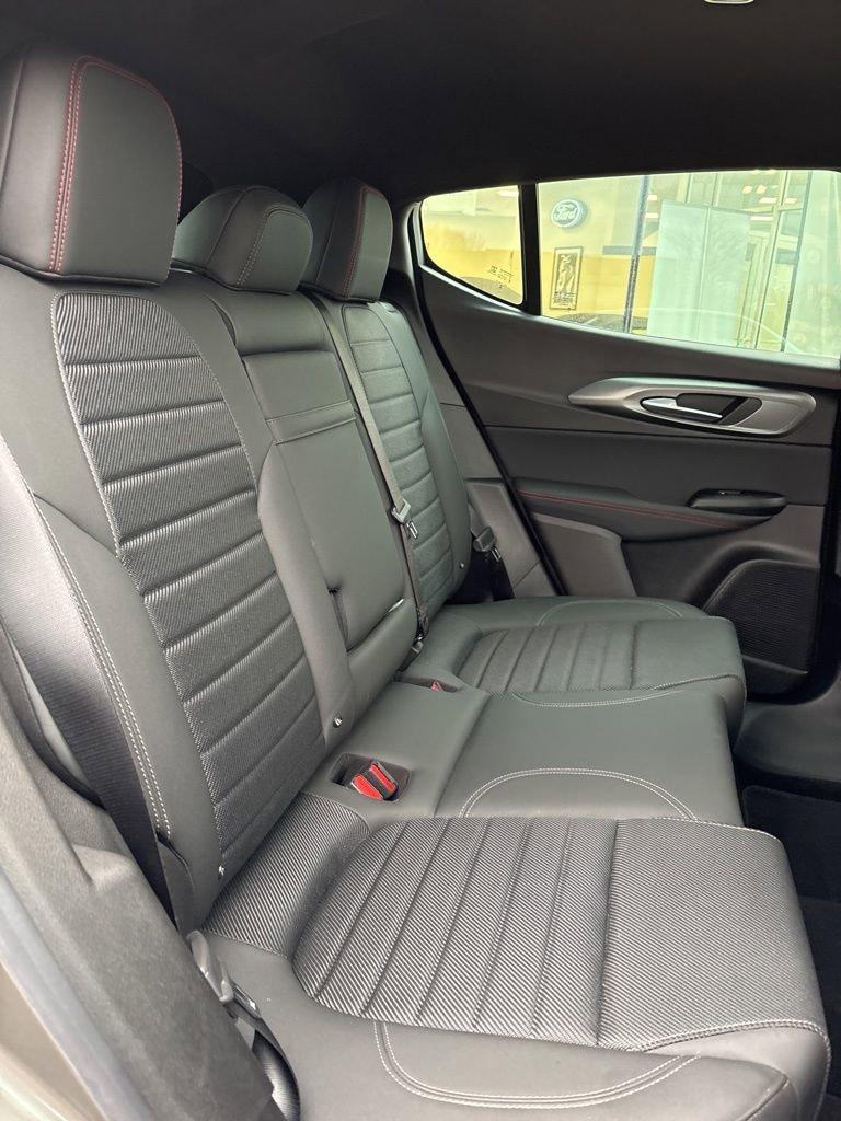 Used 2023 Dodge Hornet GT w/ GT Blacktop Package image 23