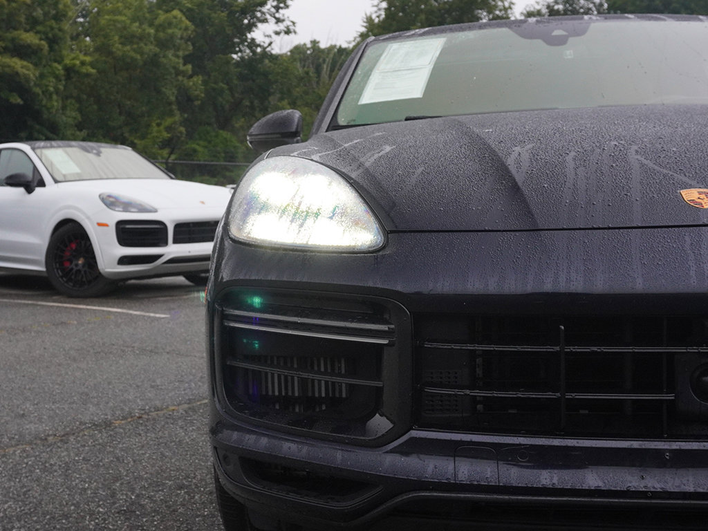 Used 2022 Porsche Cayenne Turbo AWD/4WD image 18