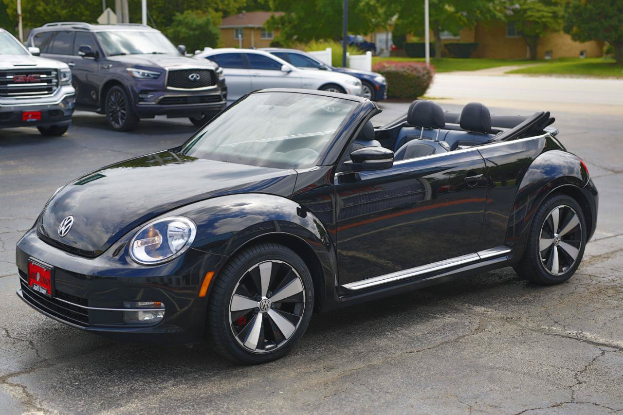 Used 2013 Volkswagen Beetle 2.0T FWD image 4