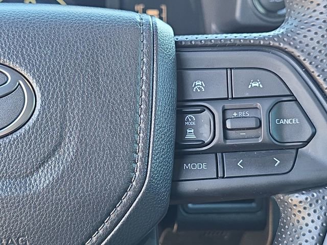 Used 2025 Toyota Tacoma SR5 image 17