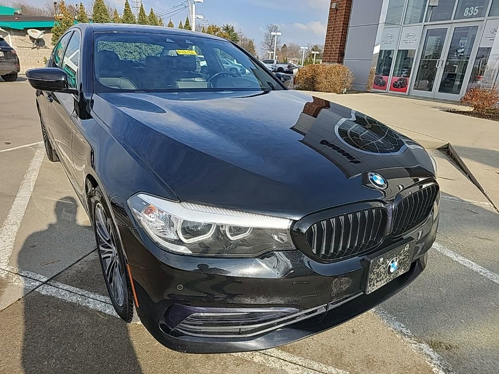 Used 2018 BMW 530i xDrive w/ Premium Package image 8