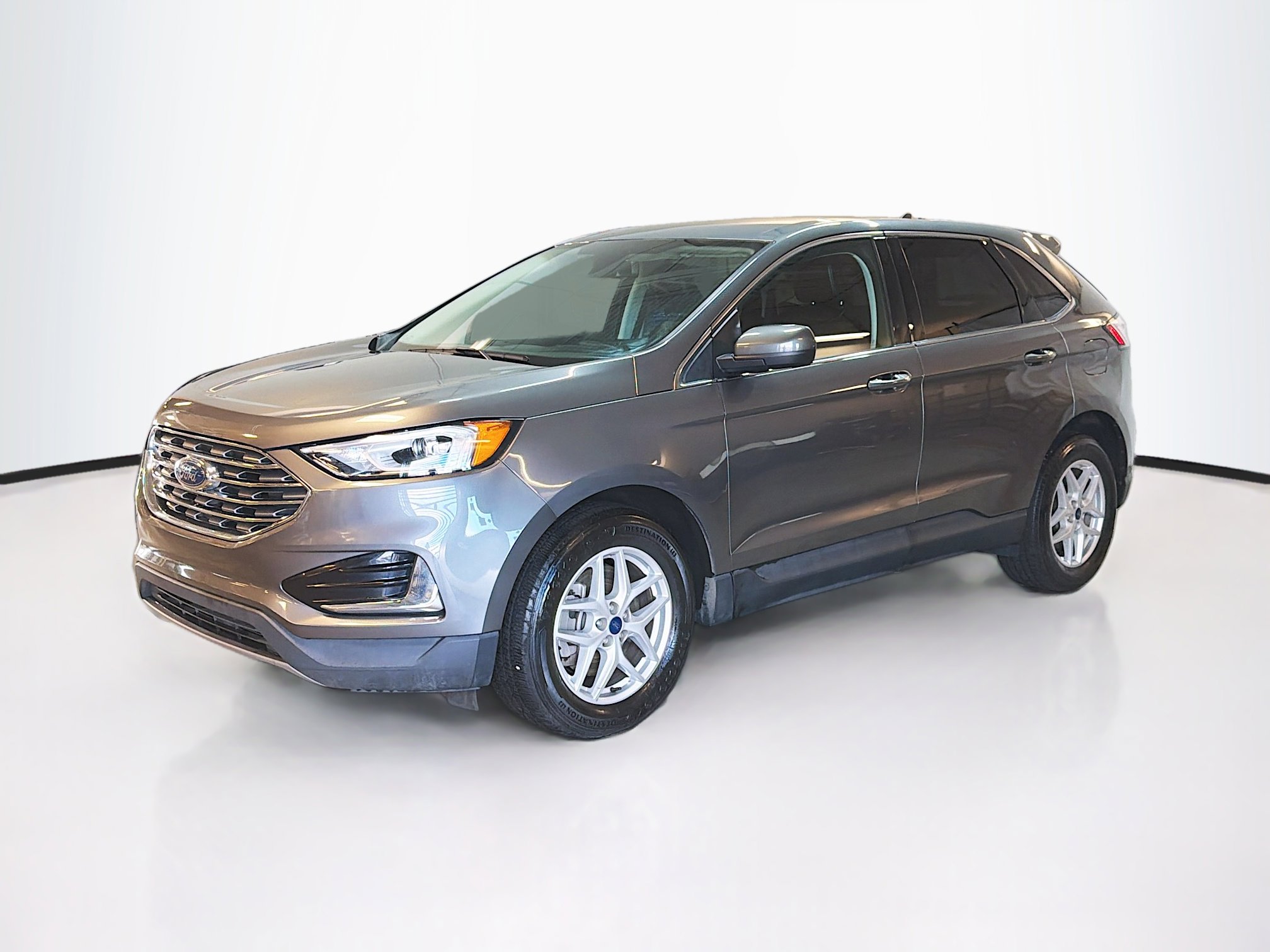 Used 2022 Ford Edge SEL image 3