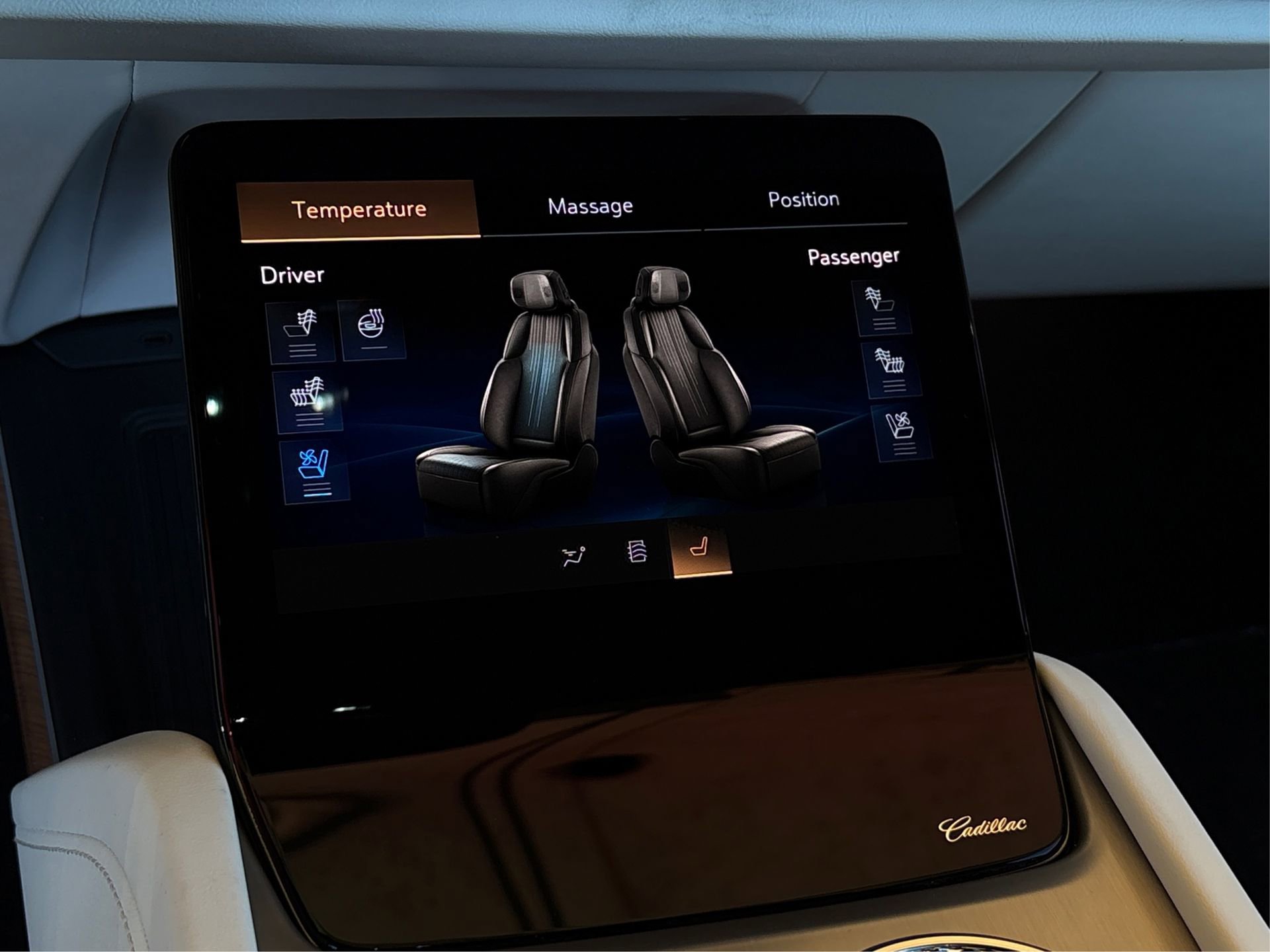 New 2026 Cadillac Vistiq Luxury image 33