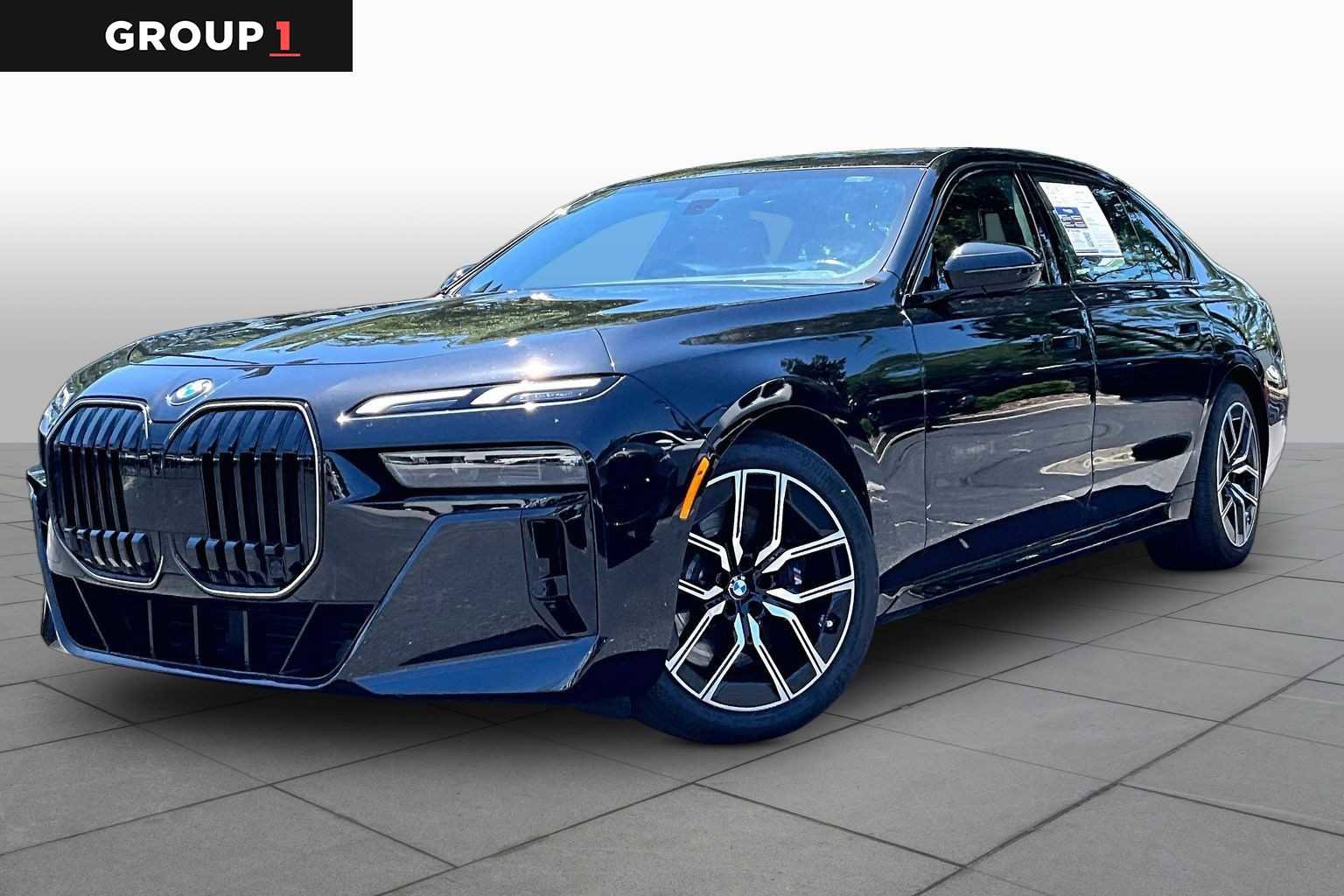 Certified 2024 BMW 760i xDrive AWD/4WD image 1