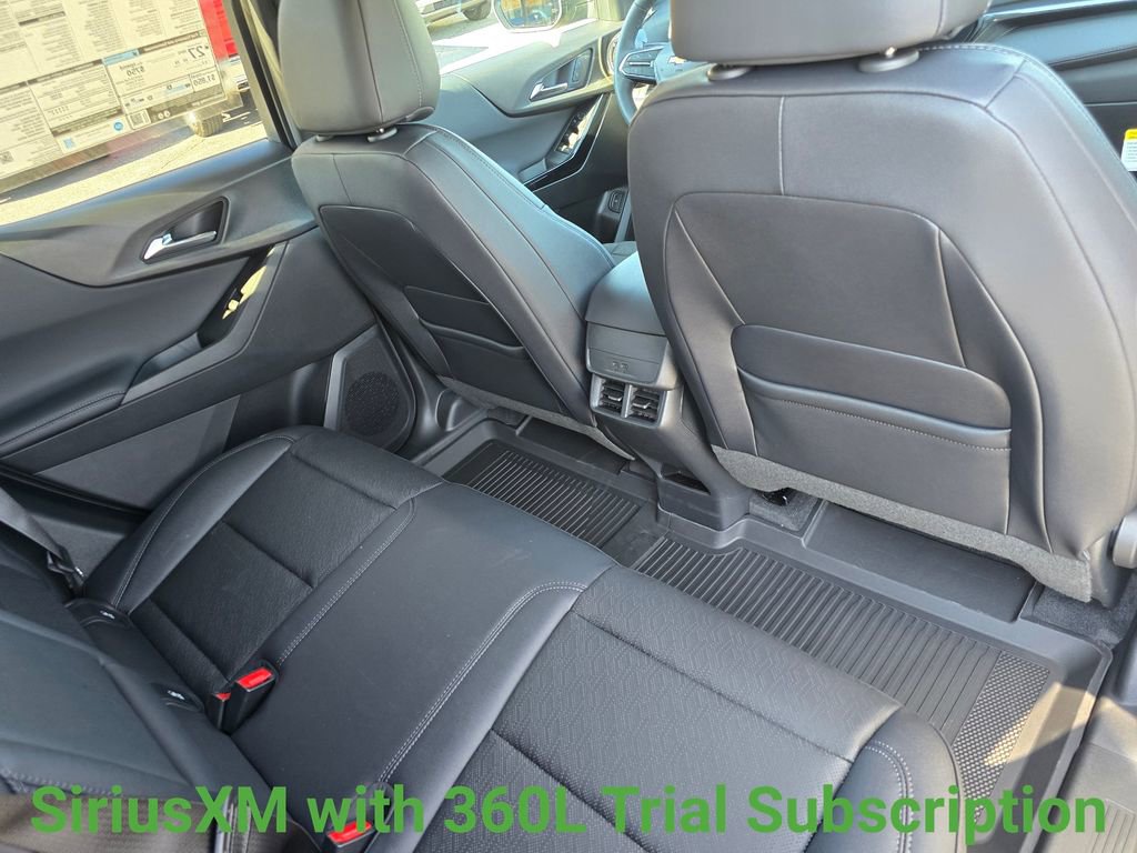 New 2026 Chevrolet Equinox LT w/ Convenience Package II FWD image 24