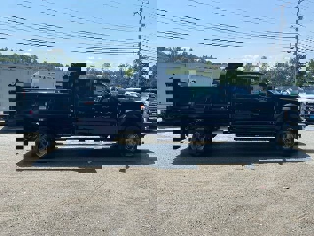 New 2025 Ford F550 4x4 Supercab Super Duty image 16