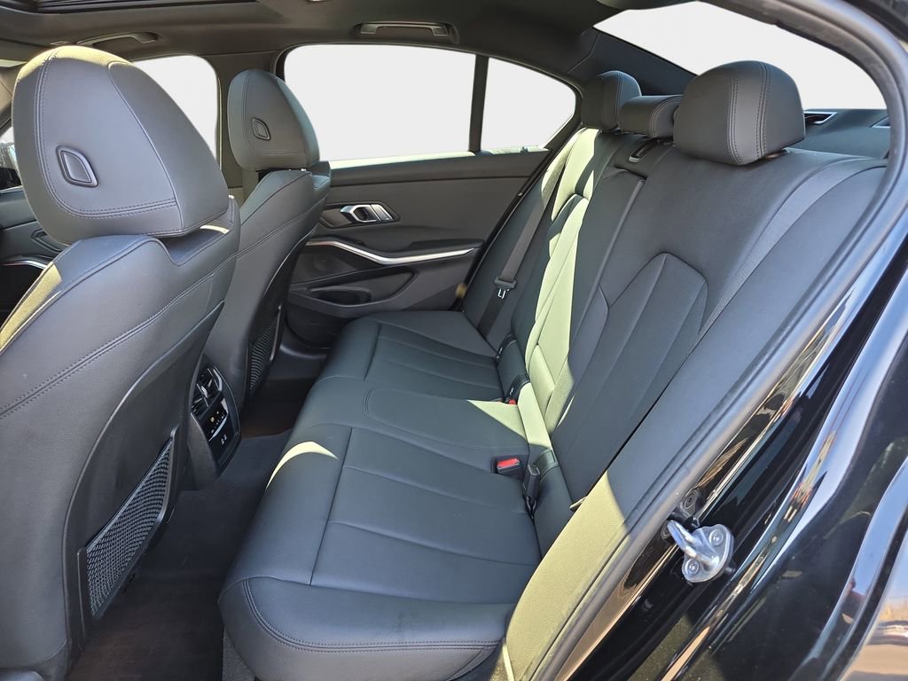 Used 2021 BMW M340i w/ Driving Assistance Package image 16