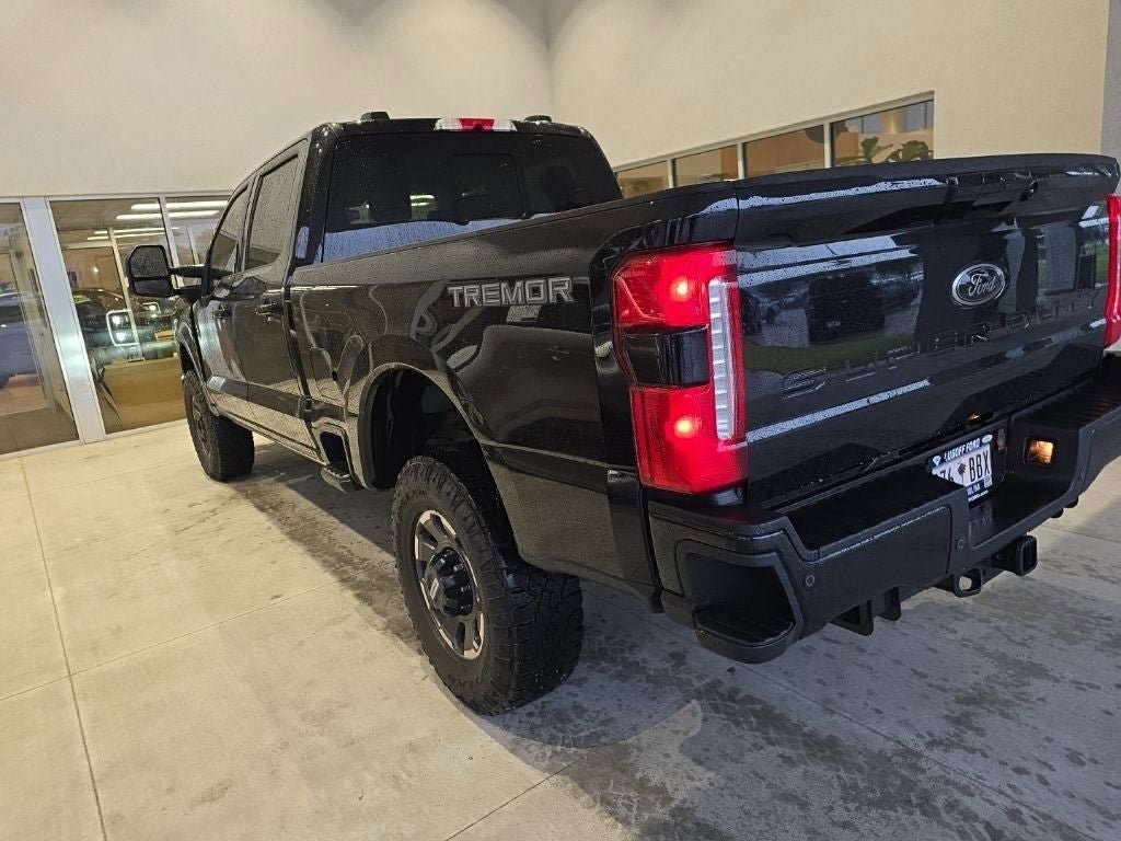 Used 2024 Ford F250 Lariat w/ Lariat Ultimate Package AWD/4WD image 11