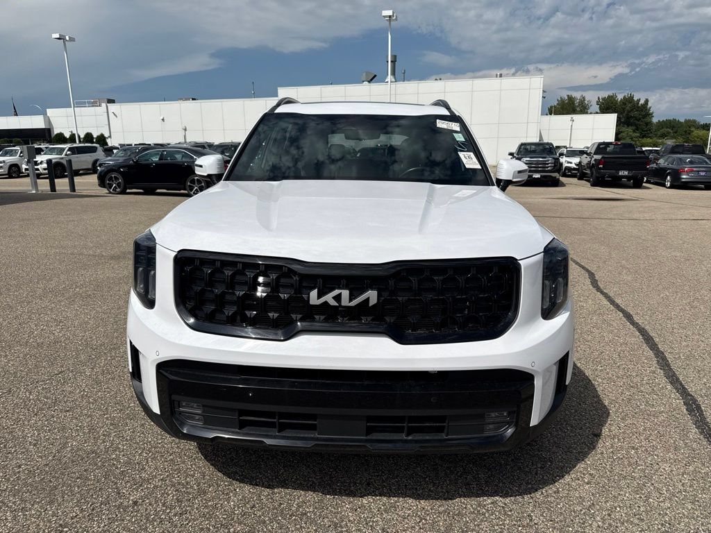 Used 2024 Kia Telluride SX X-Line AWD/4WD image 2