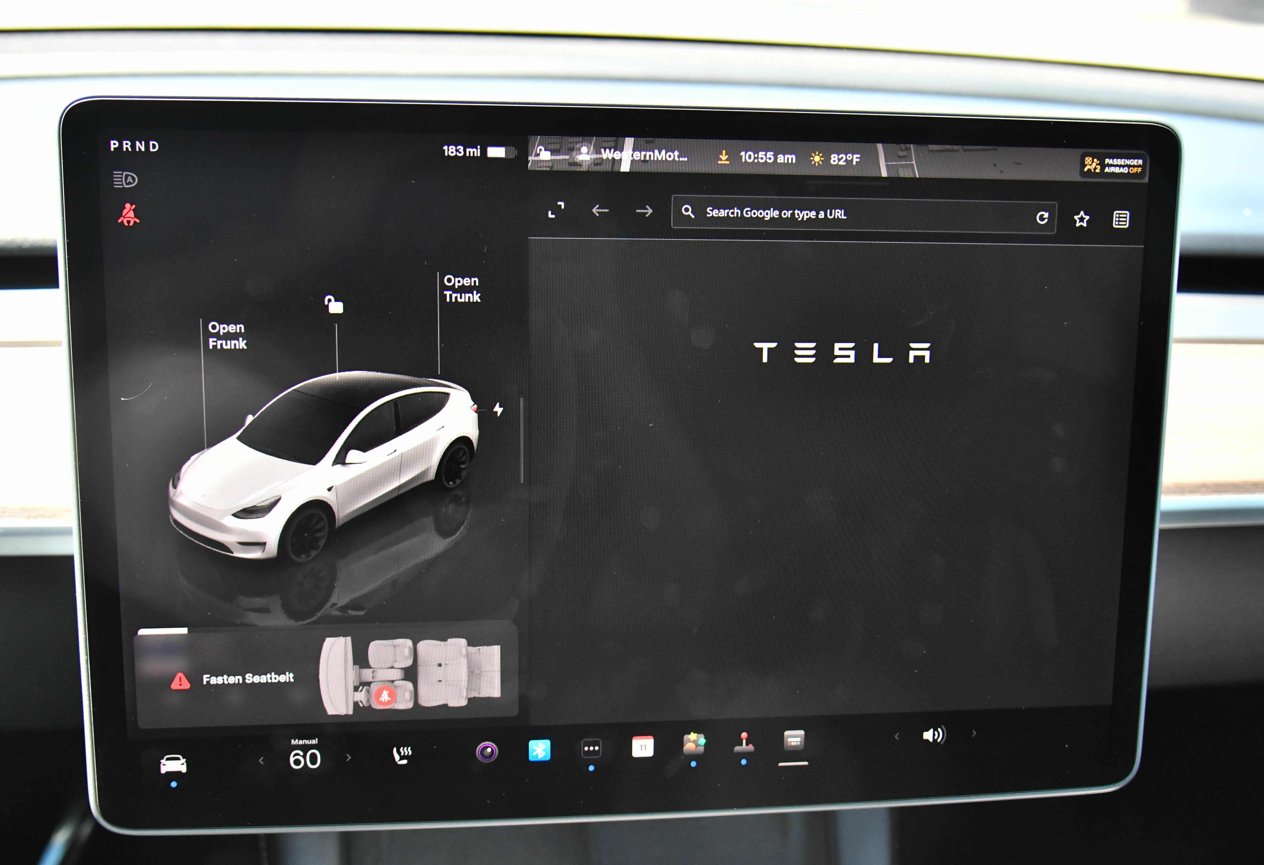 Used 2023 Tesla Model Y Long Range AWD/4WD image 21