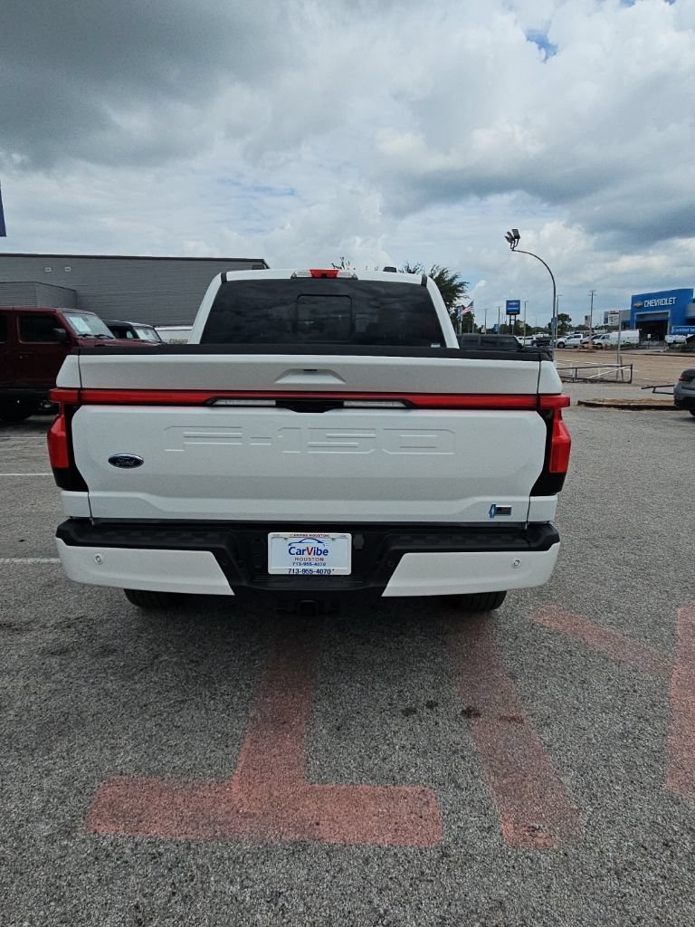 Used 2023 Ford F150 Lightning Platinum AWD/4WD image 6