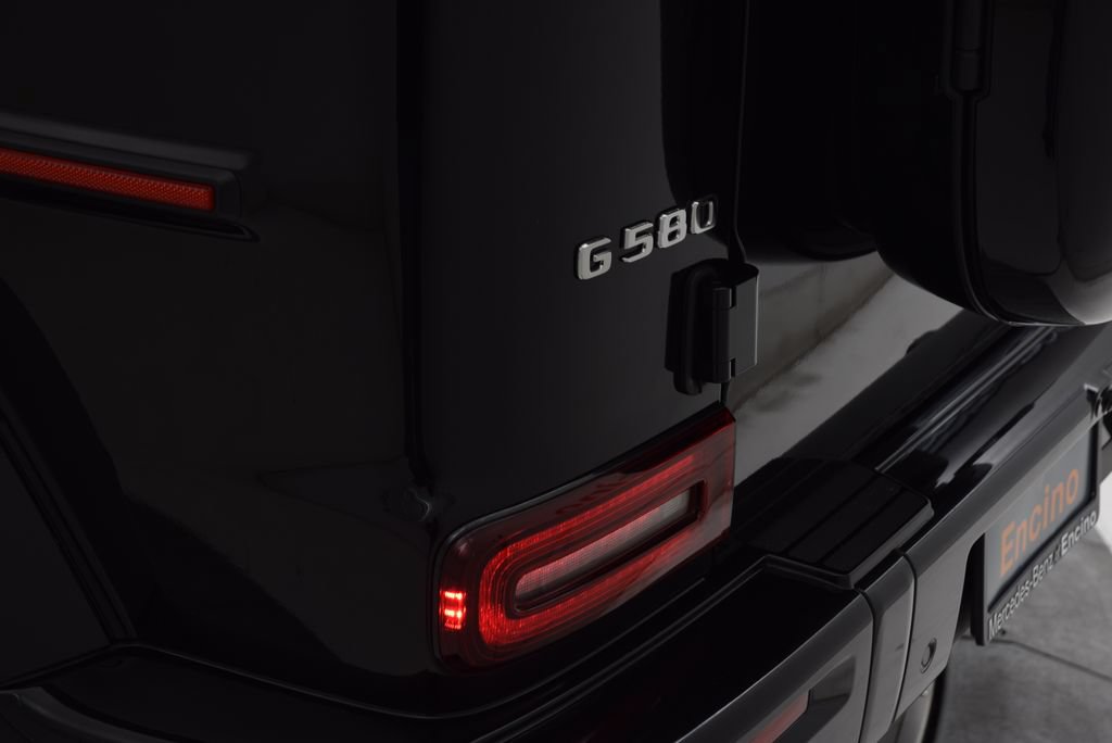 Used 2025 Mercedes-Benz G 580 w/ EQ Technology image 12