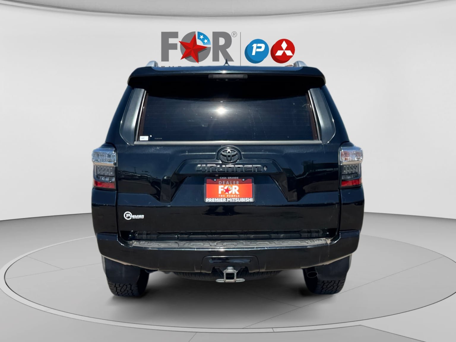Used 2015 Toyota 4Runner SR5 RWD image 4