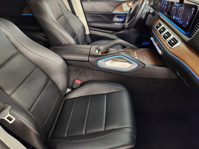 Used 2024 Mercedes-Benz GLE 350 4MATIC w/ Winter Package image 3