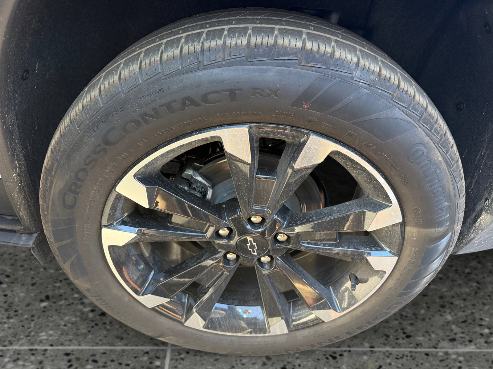 New 2027 Chevrolet Equinox RS w/ Convenience Package III AWD/4WD image 13