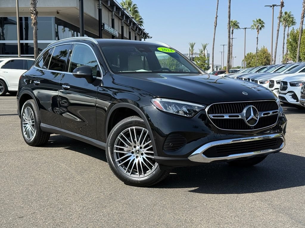 Certified 2024 Mercedes-Benz GLC 300 4MATIC image 1