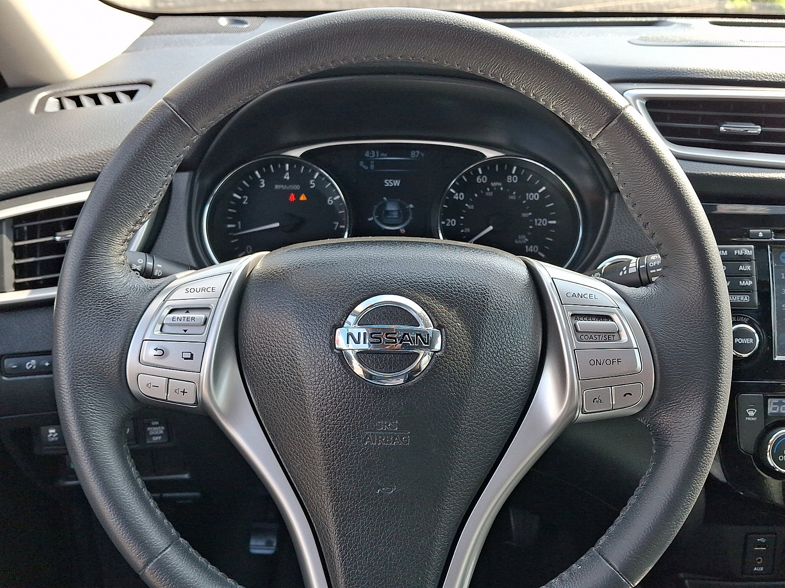 Used 2015 Nissan Rogue SL w/ SL Premium Package FWD image 21