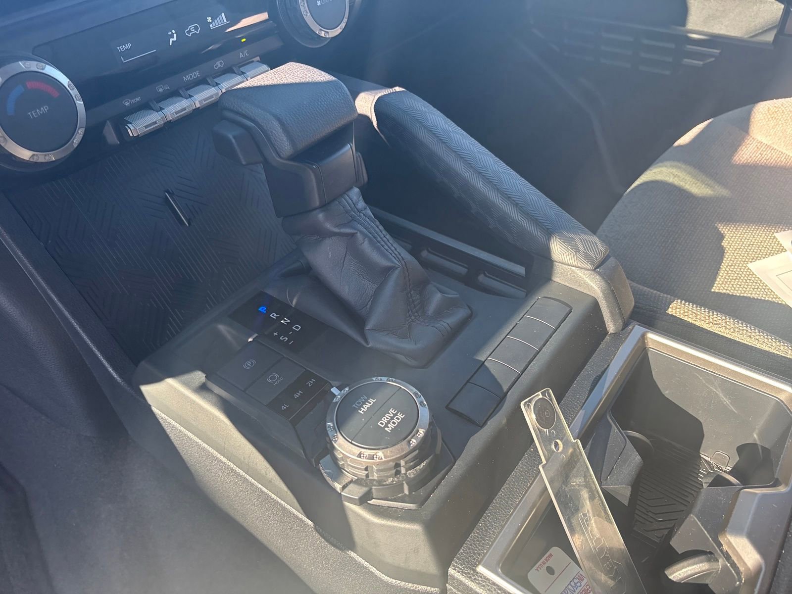 Used 2025 Toyota 4Runner SR5 image 23