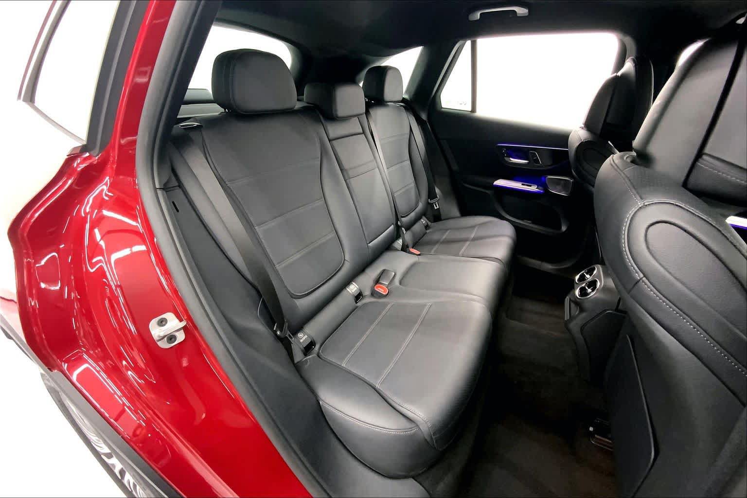 Used 2026 Mercedes-Benz GLC 300 image 13