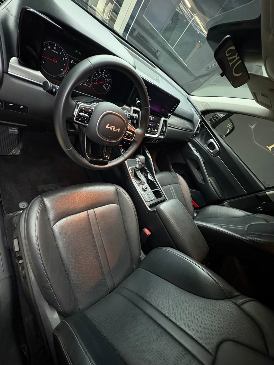 Used 2022 Kia Sorento S FWD image 5