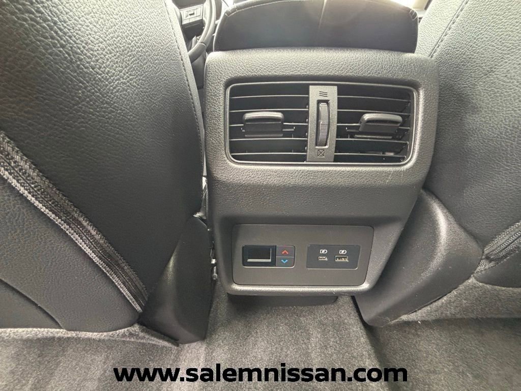 Certified 2023 Nissan Rogue SL w/ SL Premium Package image 14