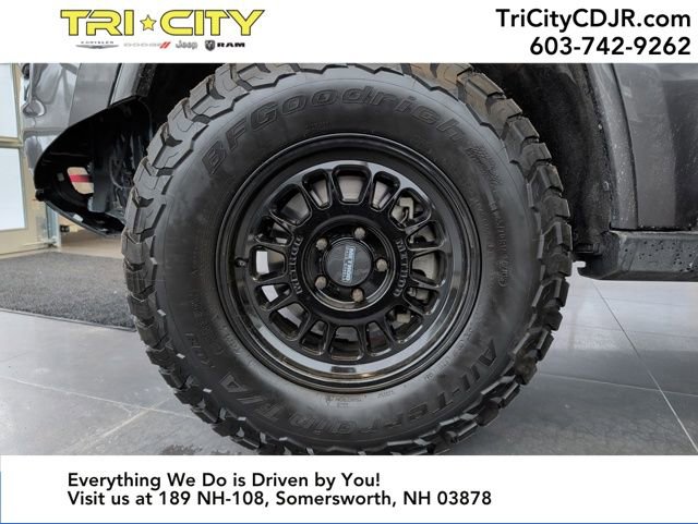 Used 2019 Jeep Grand Cherokee Altitude image 36