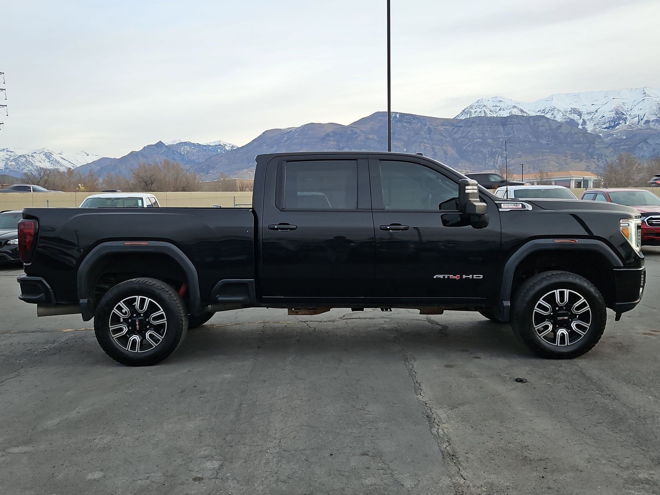 Used 2021 GMC Sierra 2500 AT4 w/ AT4 Premium Plus Package image 2