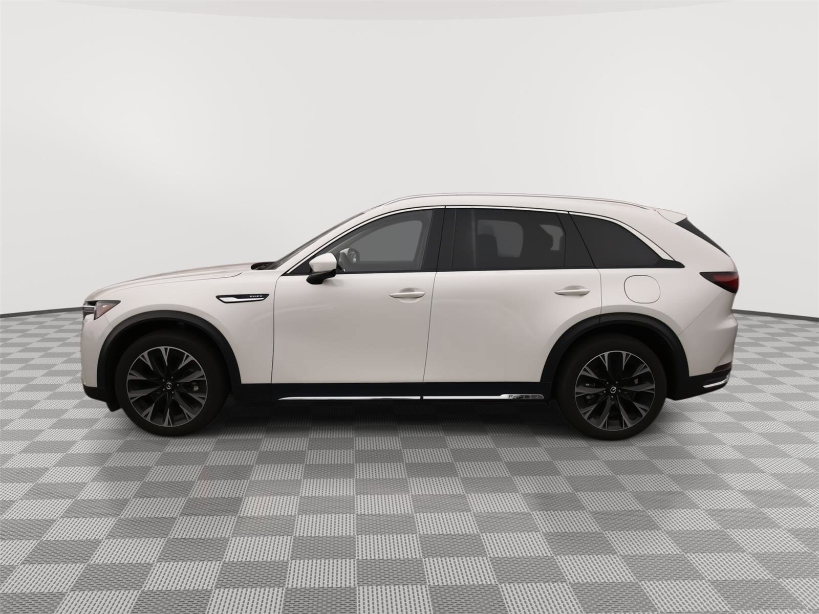 Used 2024 MAZDA CX-90 Plug-In Hybrid w/ Premium Pkg image 19