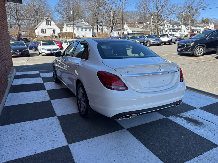 Used 2017 Mercedes-Benz C 300 4MATIC Sedan image 4