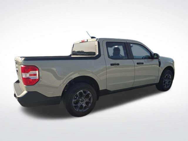 Certified 2025 Ford Maverick XLT FWD image 3