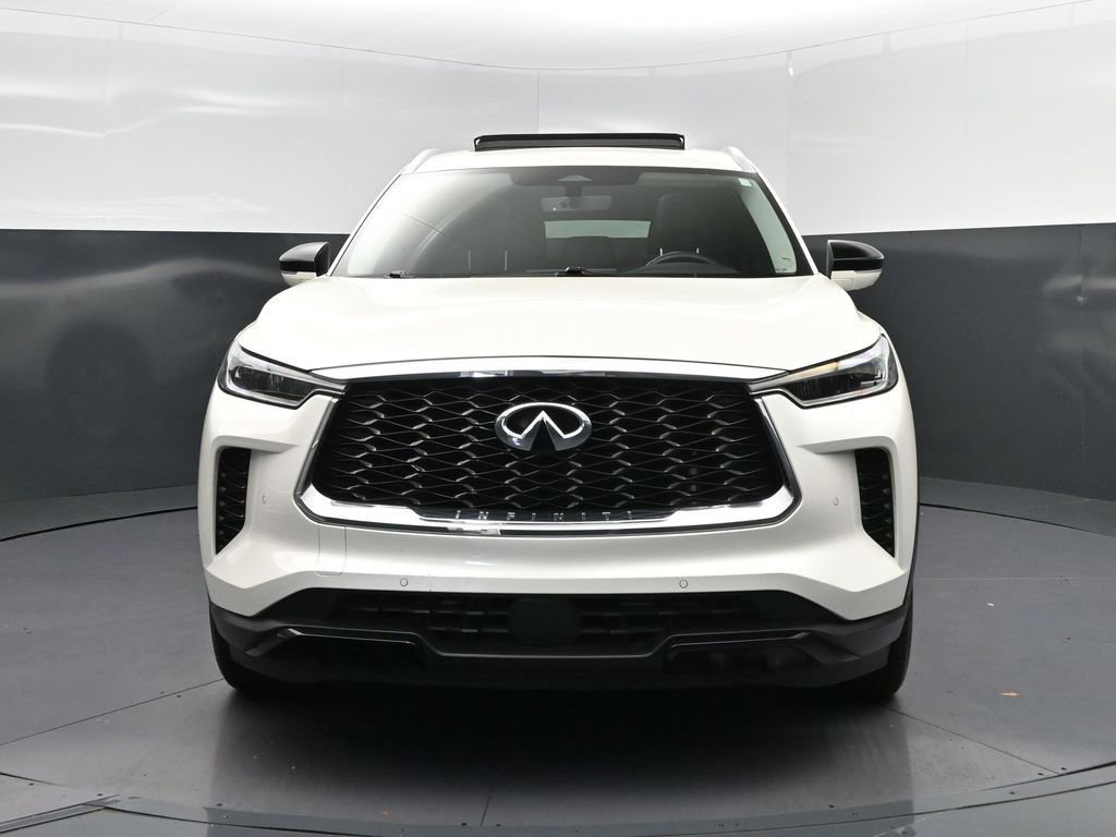 Used 2023 INFINITI QX60 Luxe w/ Cargo Package FWD image 10