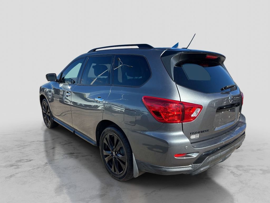 Used 2018 Nissan Pathfinder SL w/ Midnight Edition Package AWD/4WD image 3