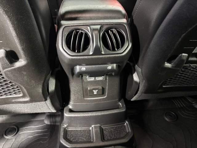 Certified 2019 Jeep Wrangler Unlimited Rubicon AWD/4WD image 27
