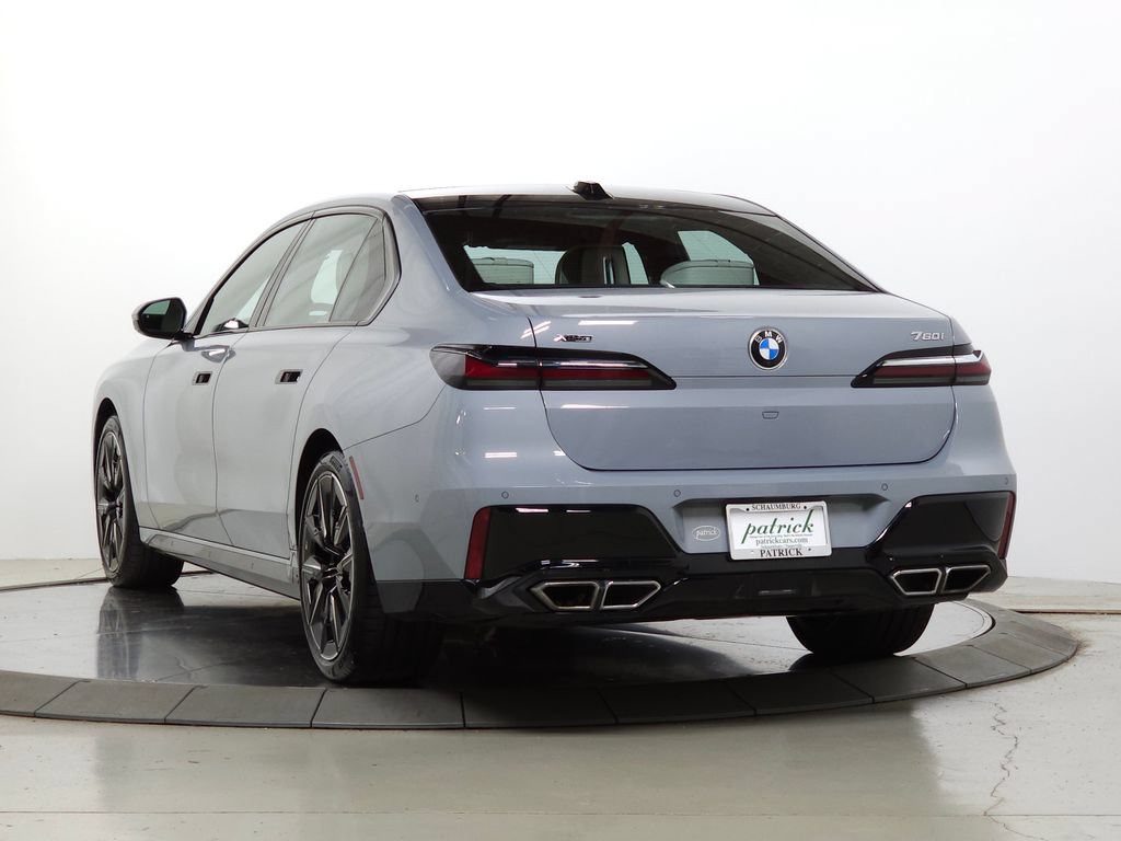 Used 2023 BMW 760i xDrive w/ Luxury Rear Seating Package AWD/4WD image 6