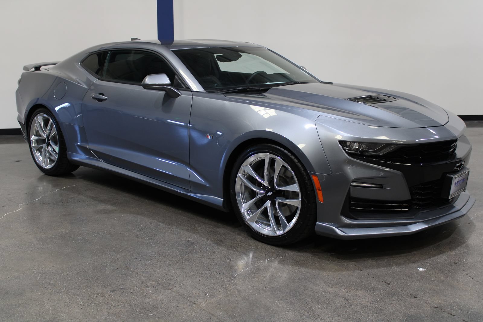 Used 2019 Chevrolet Camaro SS w/ LPO, Ground Effects Package RWD image 2