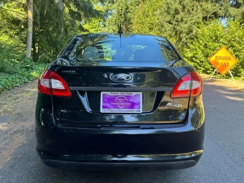 Used 2013 Ford Fiesta S w/ Convenience Pkg image 6