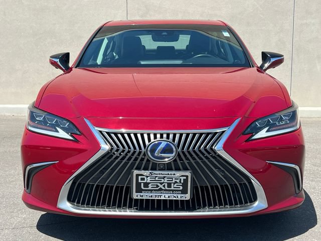Used 2021 Lexus ES 300h w/ Accessory Package FWD image 3