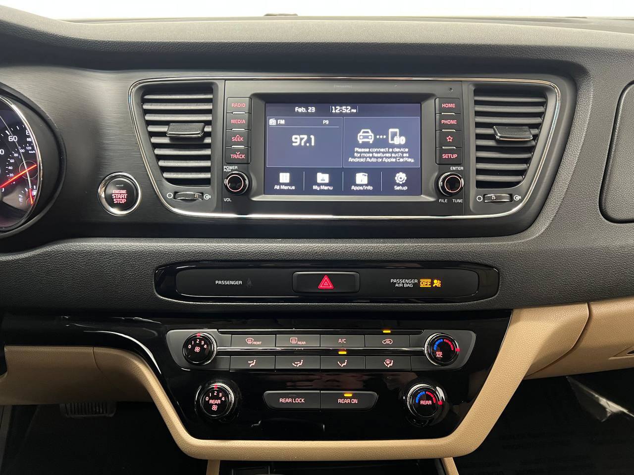 Used 2019 Kia Sedona EX image 17