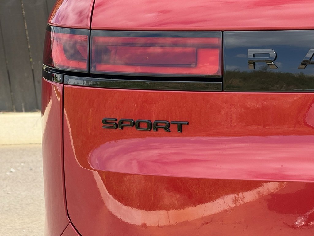New 2025 Land Rover Range Rover Sport Dynamic SE image 39