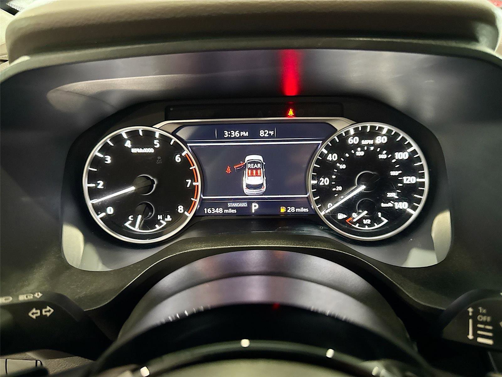 Used 2023 Nissan Rogue SV w/ SV Premium B Package image 4