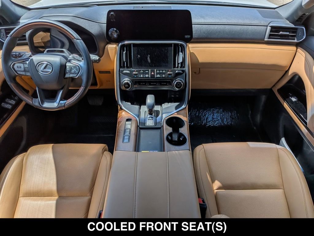Used 2025 Lexus LX 700h Luxury w/ Appearance Package AWD/4WD image 25