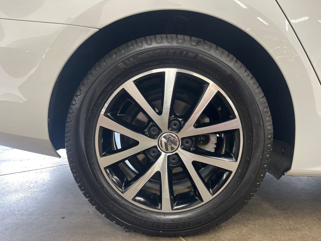 Used 2017 Volkswagen Jetta SE FWD image 30